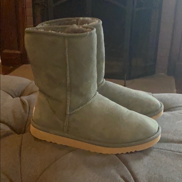 hunter green uggs